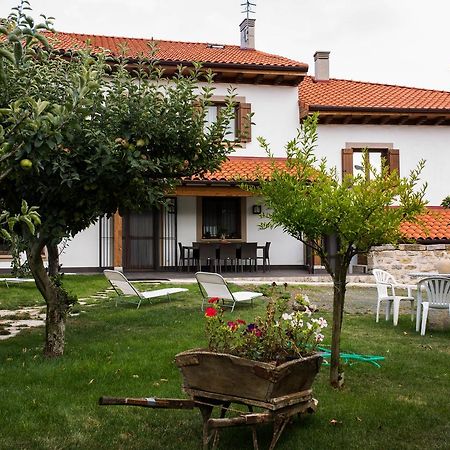 Asiáin Casa De La Cadenaゲストハウス エクステリア 写真