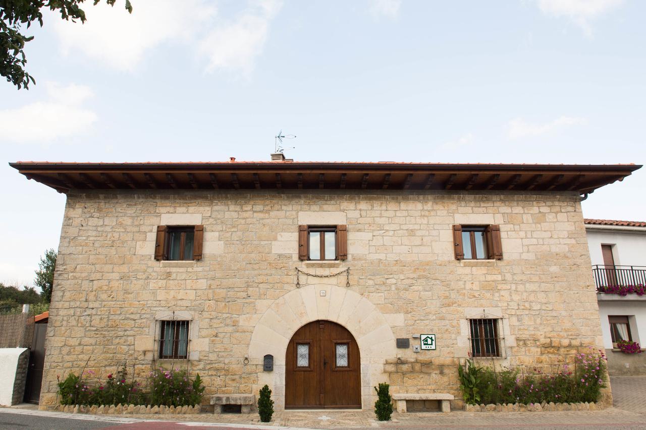 Asiáin Casa De La Cadenaゲストハウス エクステリア 写真